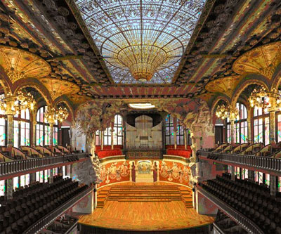 Дворец каталонской музыки в Барселоне.